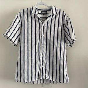 Bonobos white and blue vertical stripe shirt